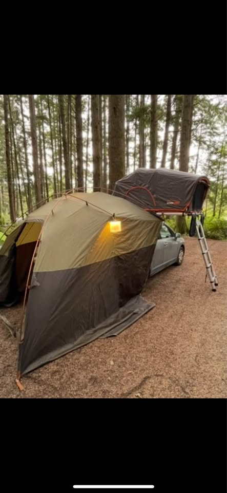 Almost Brand-New Roofnest Meadowlark Rooftop Tent