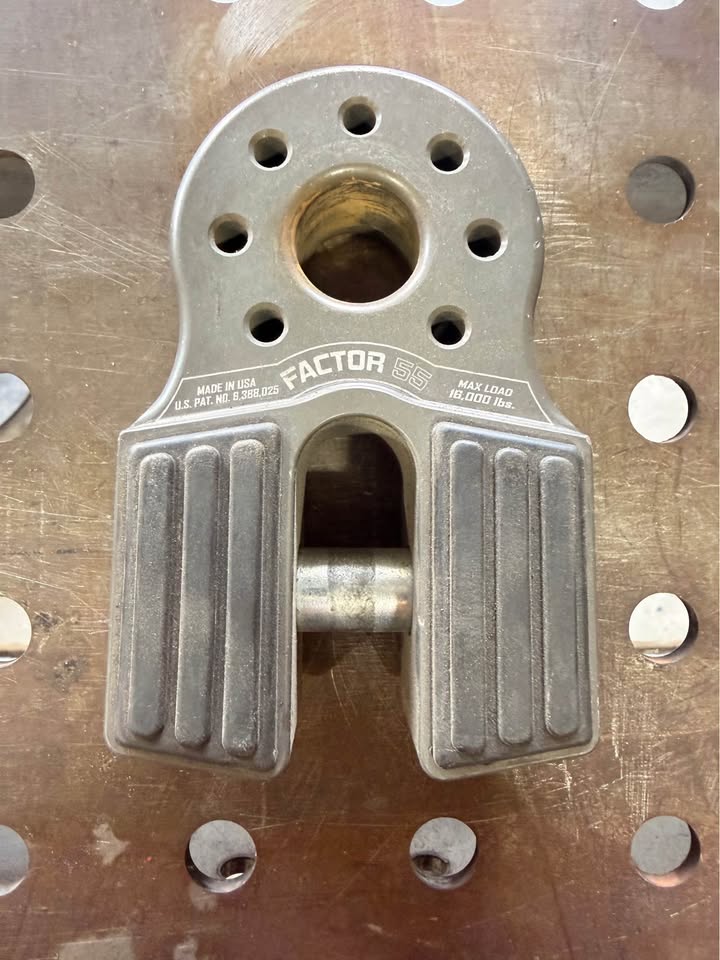 Factor 55 FLATLINK w/ 2 USA made Crosby Shackles in Pueblo, CO (photo 2) — photo 2