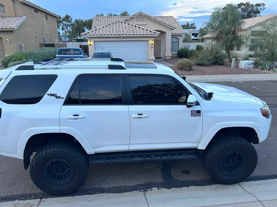 2017 Toyota 4Runner · TRD Off-Road Premium Sport Utility 4D in Phoenix, AZ (photo 7) — photo 7