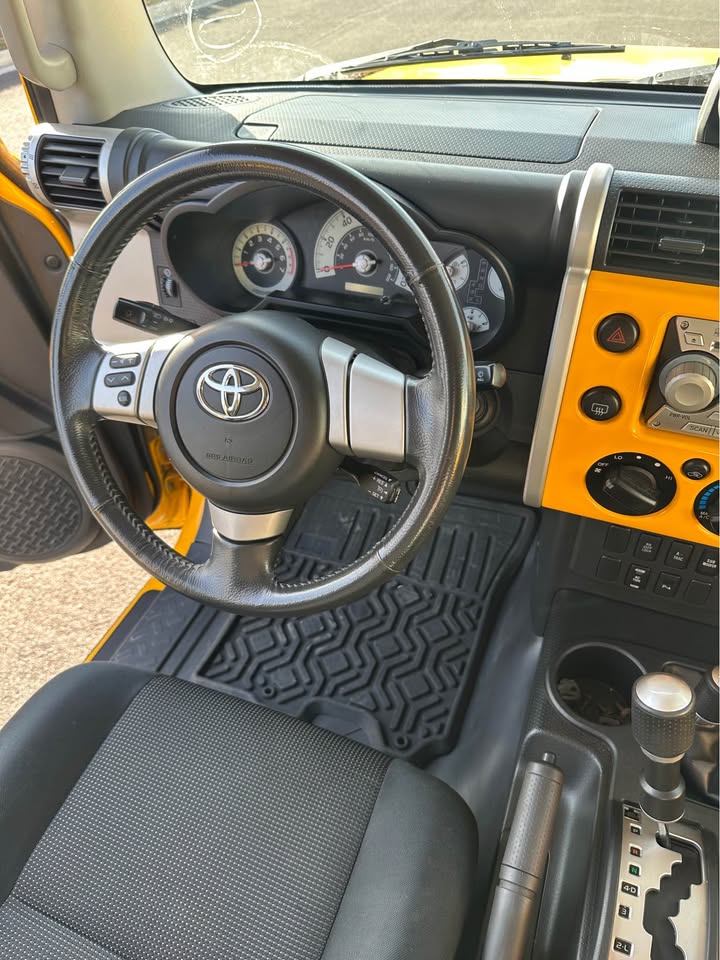 2008 Toyota FJ Cruiser in Salt Lake City, UT (photo 12)