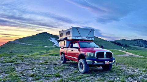 2015 Four Wheel Campers Hawk Slide In Camper 6.5’ Bed