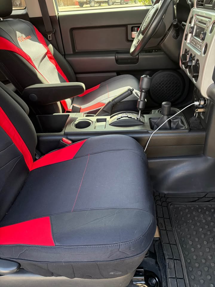 2014 Toyota FJ Cruiser Special Edition – Excellent Condition – in Littleton, CO (photo 4)