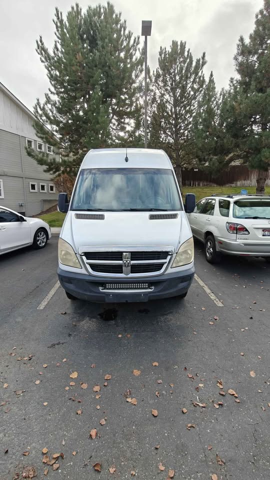 2007 Dodge Sprinter 3500 170" EXT — photo 2