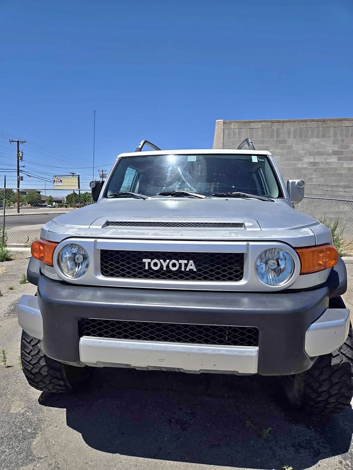 2007 Toyota FJ Cruiser in Albuquerque, NM (photo 1)