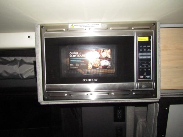 2025 Storyteller Overland DARK MODE XO AWD in Phoenix, AZ (photo 7) — photo 7