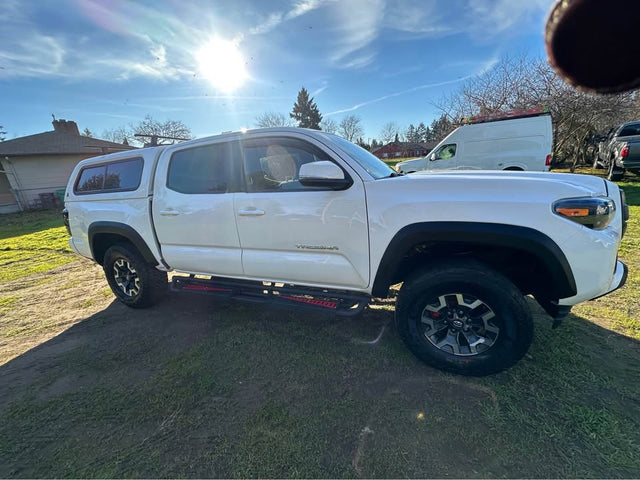 2018 Toyota Tacoma — photo 3
