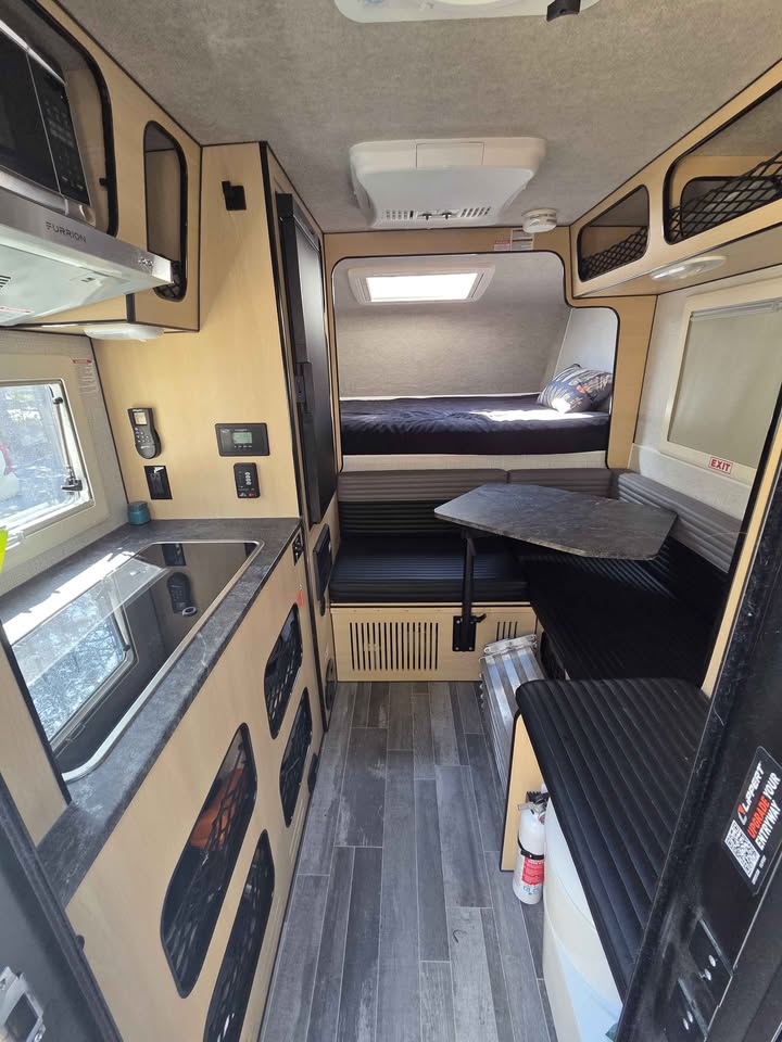 2025 Northern Lite 610 in Sunriver, OR (photo 5) — photo 5