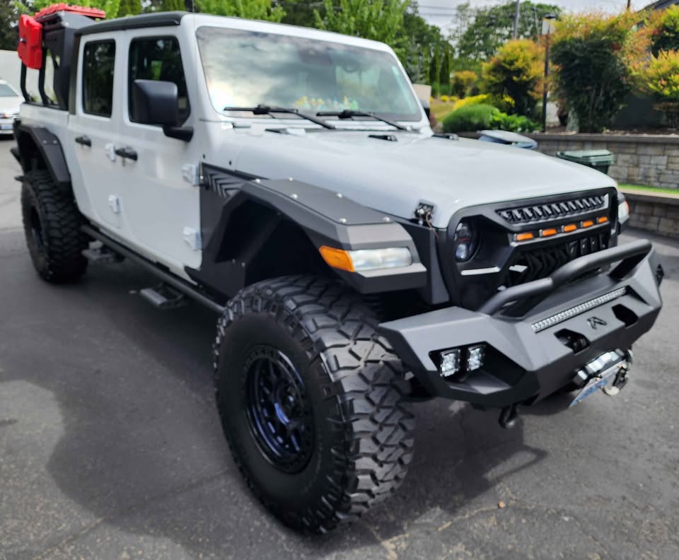 2020 Jeep Gladiator · Overland Pickup 4D 5 ft in Lakewood, WA (photo 10) — photo 10