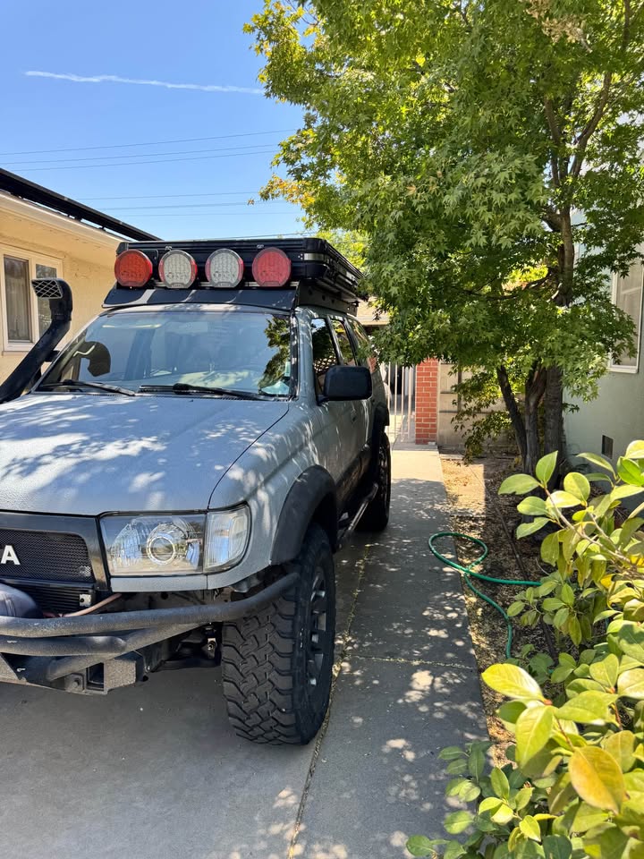 1997 Toyota 4Runner · Limited Sport Utility 4D in Fresno, CA (photo 3) — photo 3
