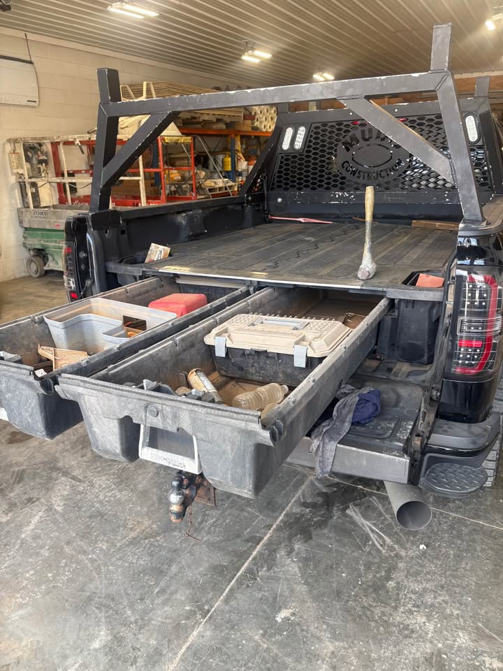 2019 gmc 2500 hd 6.5 bed Decked Drawer System in Ravenna, OH (photo 2) — photo 2