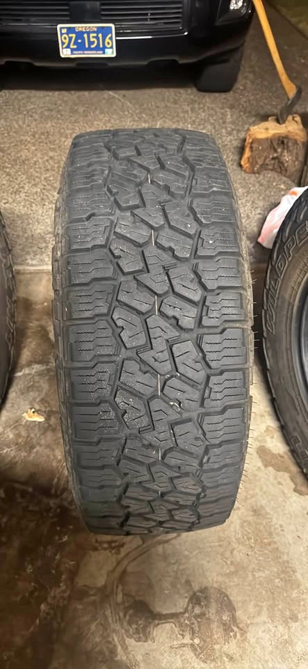 Falken Wildpeak AT3W 285/70/17