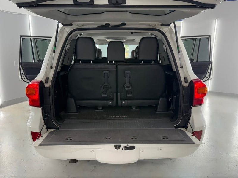 2013 Toyota Landcruiser · Sport Utility 4D in Portland, OR (photo 12) — photo 12