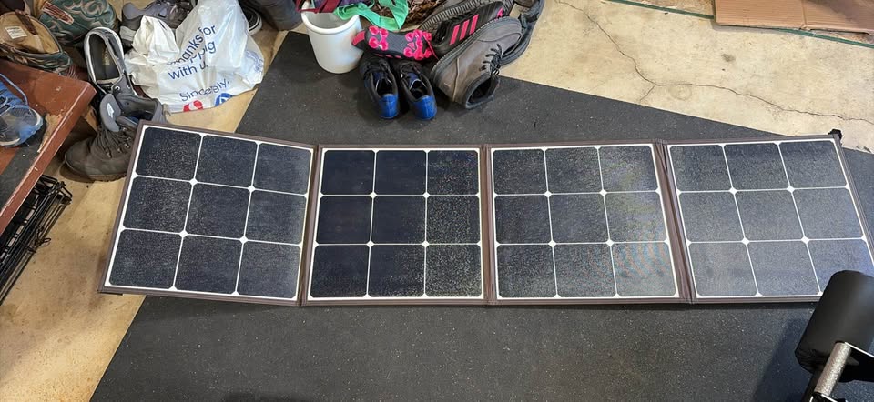 BLUETTI EB70S Portable Power Station with Solar Panel and Carrying Case in Port Orchard, WA (photo 6) — photo 6
