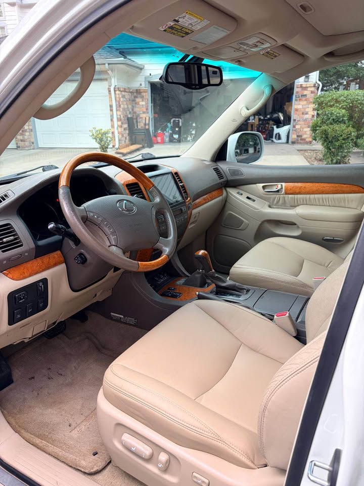 2004 Lexus GX · GX 470 Sport Utility 4D in Denver, CO (photo 9) — photo 9