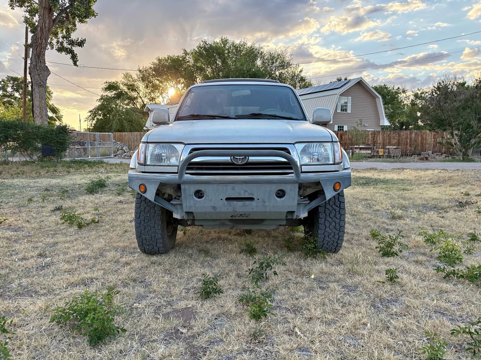 2000 Toyota 4Runner · Limited Sport Utility 4D in Albuquerque, NM (photo 1) — photo 1