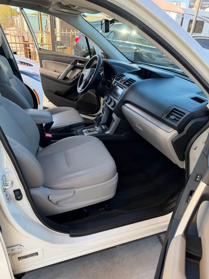 2020 Subaru premium awd in Phoenix, AZ (photo 8) — photo 8