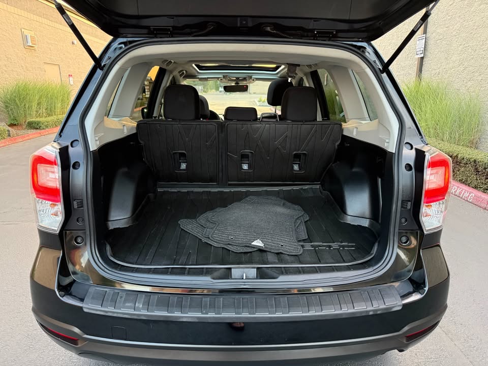 2017 Subaru Forester 2.5i Premium AWD — ONLY 85K MILES • JUST SERVICED in Beaverton, OR (photo 10) — photo 10