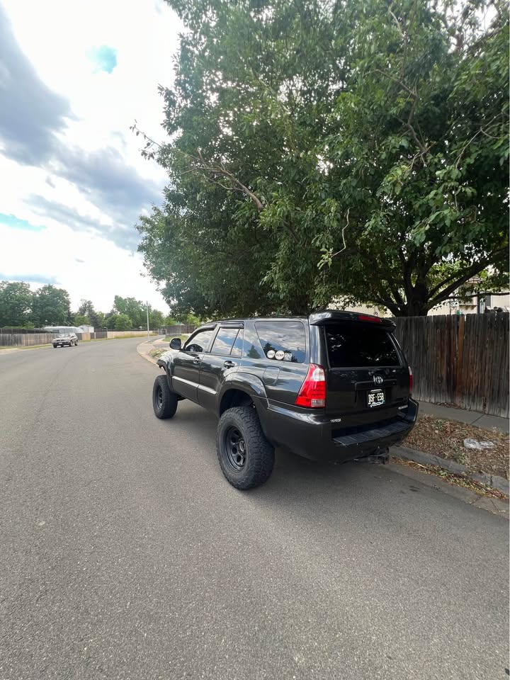 2009 Toyota 4Runner · Limited Sport Utility 4D in Denver, CO (photo 3) — photo 3