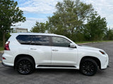 2020 Lexus GX in Toronto, ON (photo 4)