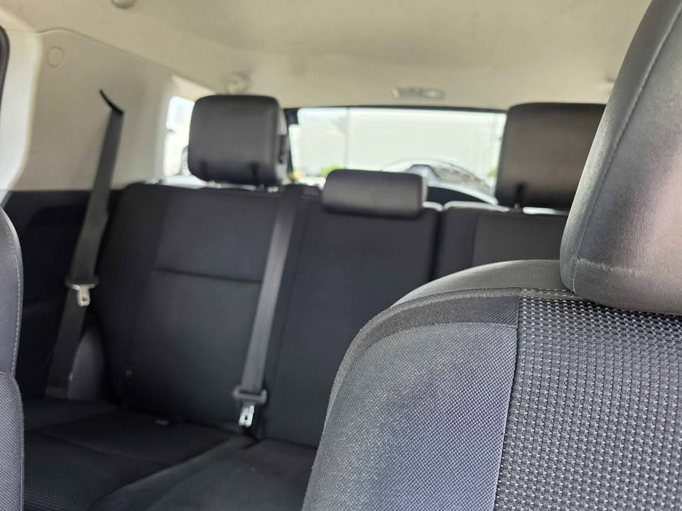 2013 Toyota FJ Cruiser · Sport Utility 2D in Denver, CO (photo 6)