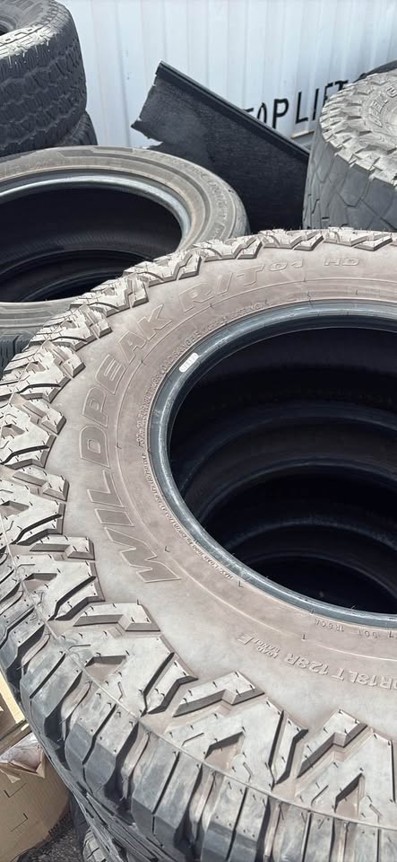 37/12.5/18 tires in Albuquerque, NM (photo 3) — photo 3