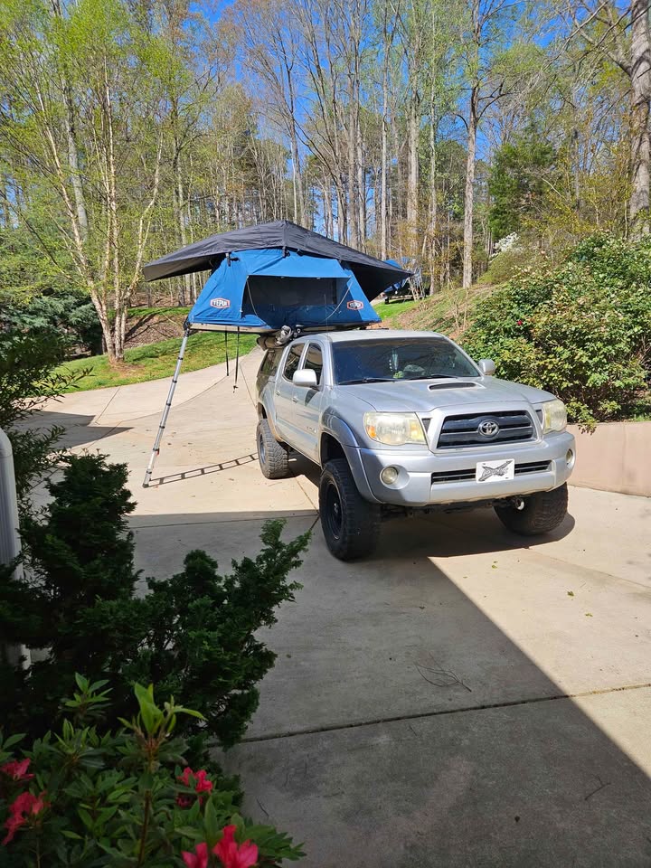 Tepui roof top tent in Sherrills Ford, NC (photo 2) — photo 2
