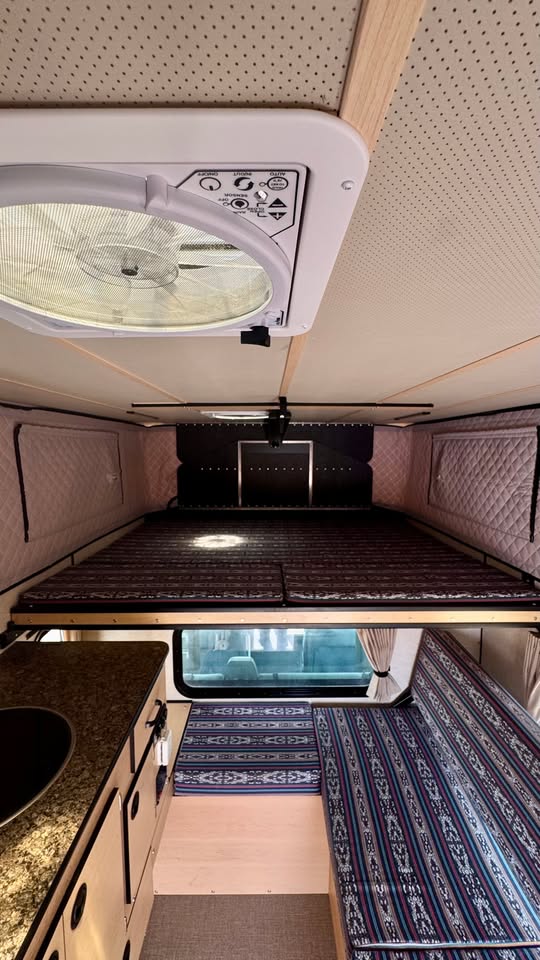 2023 Four Wheel Camper Grandby Ford F250 super duty xl in Grand Junction, CO (photo 9) — photo 9