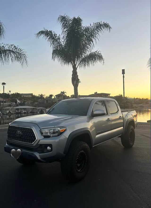 2018 Toyota Tacoma TRD Off-Road 4x4 — photo 3