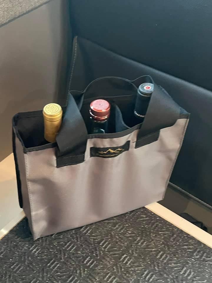 Groovy Wine Caddy — photo 1
