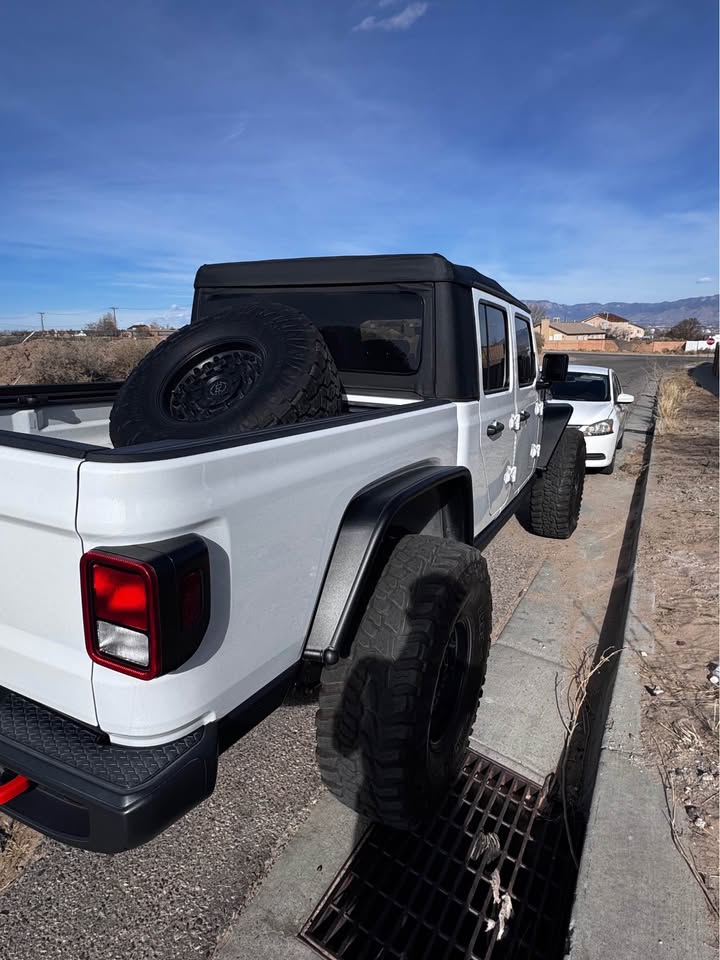 2021 Jeep Gladiator · Mojave Pickup 4D 5 ft in Albuquerque, NM (photo 6) — photo 6
