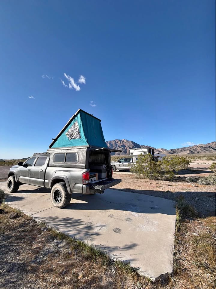 Pop up Truck Camper in Ventura, CA (photo 1) — photo 1