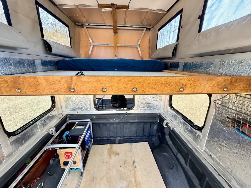 OVRLND Pop-Up Camper - fits 2nd gen Tacoma & Colorado 5’ bed - incl. full electrical & solar setup in Bend, OR (photo 5)