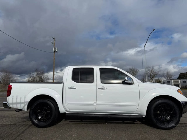 2019 Nissan Frontier Crew Cab — photo 3