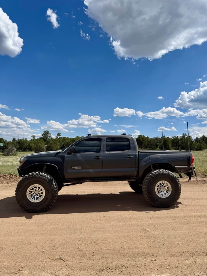 2011 Toyota Tacoma · SR5 Pickup 4D 5 ft in Cotopaxi, CO (photo 4) — photo 4