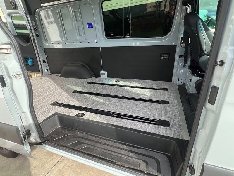 2025 Mercedes Benz sprinter crew awd 144" campervan in Encinitas, CA (photo 7) — photo 7