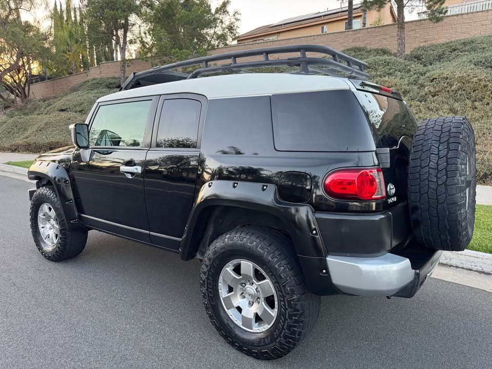 2010 Toyota FJ Cruiser · Sport Utility 2D in Temecula, CA (photo 6)