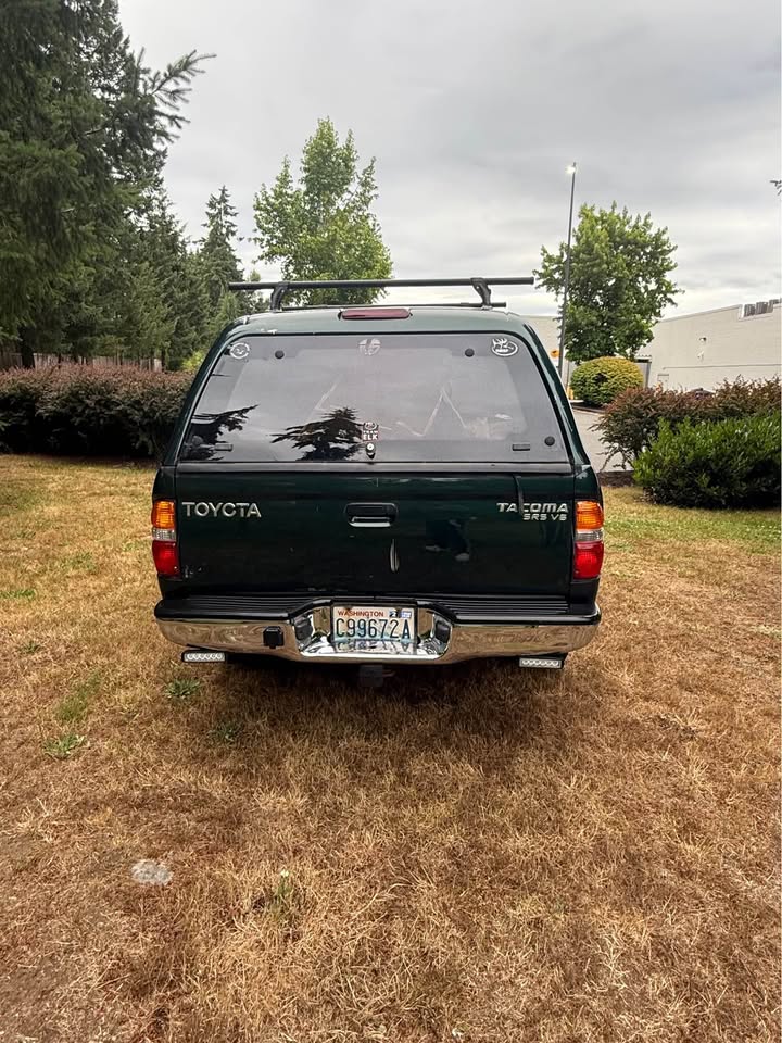 2002 Toyota Tacoma Double Cab · SR5 4x4 3.4 V6 Rear-Diff Locker in Bonney Lake, WA (photo 5) — photo 5
