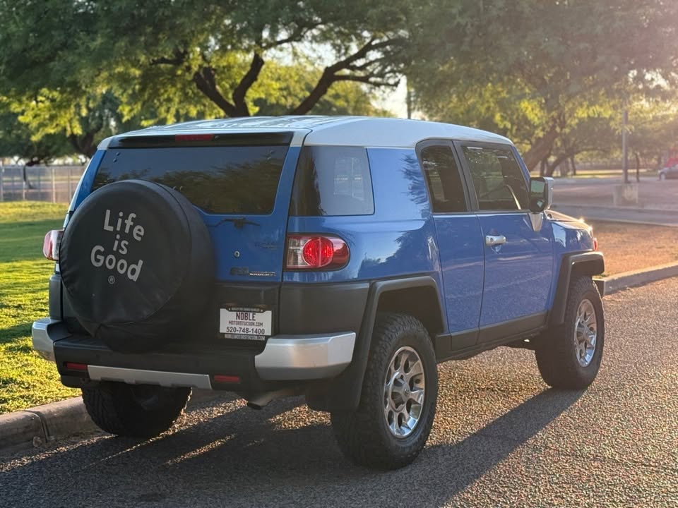 2008 Toyota FJ Cruiser in Tucson, AZ (photo 5)