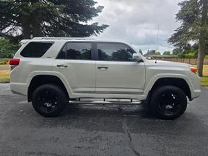 2012 Toyota 4Runner SR5 4x4 | Bulletproof 4.0L V6 | Legendary Off-Road Reliability | 0 Accidents | Clean Title Under — photo 2