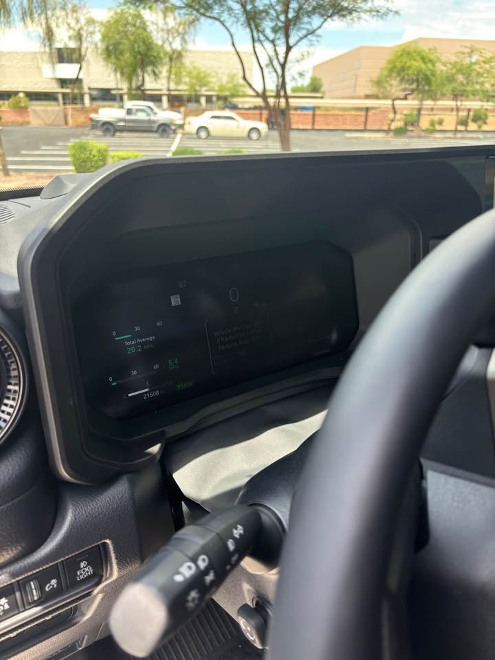 2025 Toyota Landcruiser — photo 6