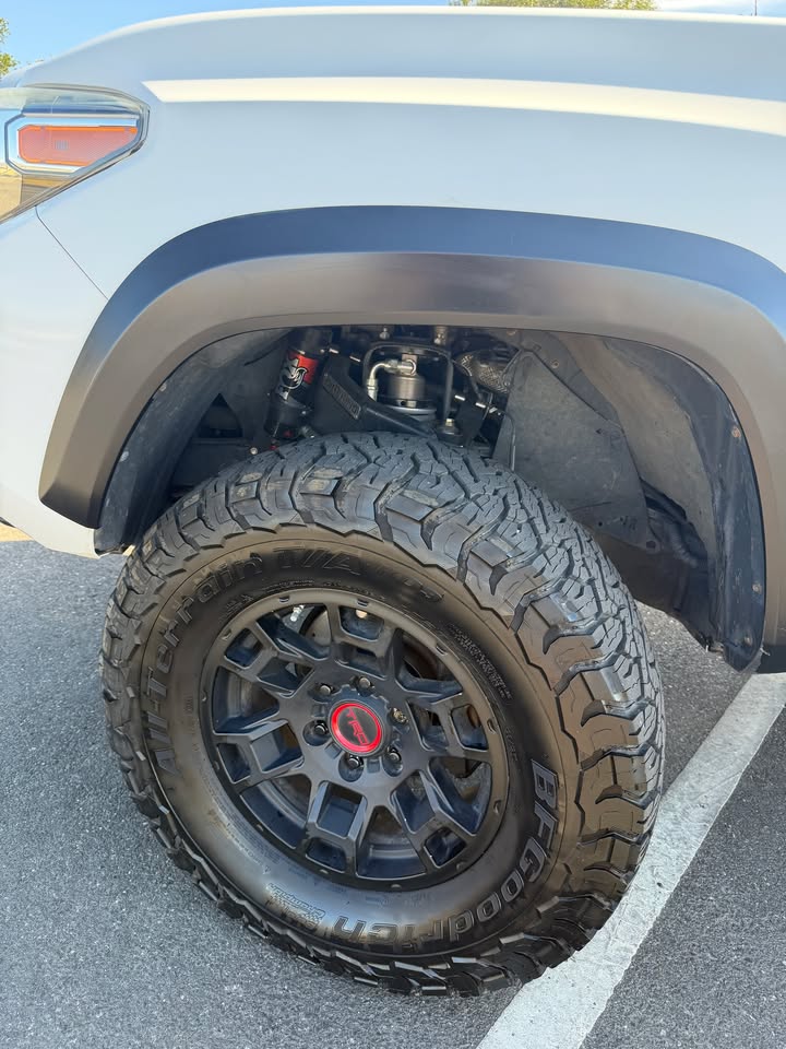 2019 Toyota Tacoma Double Cab TRD Off-Road Pickup 4D 6 ft in Chico, CA (photo 9) — photo 9