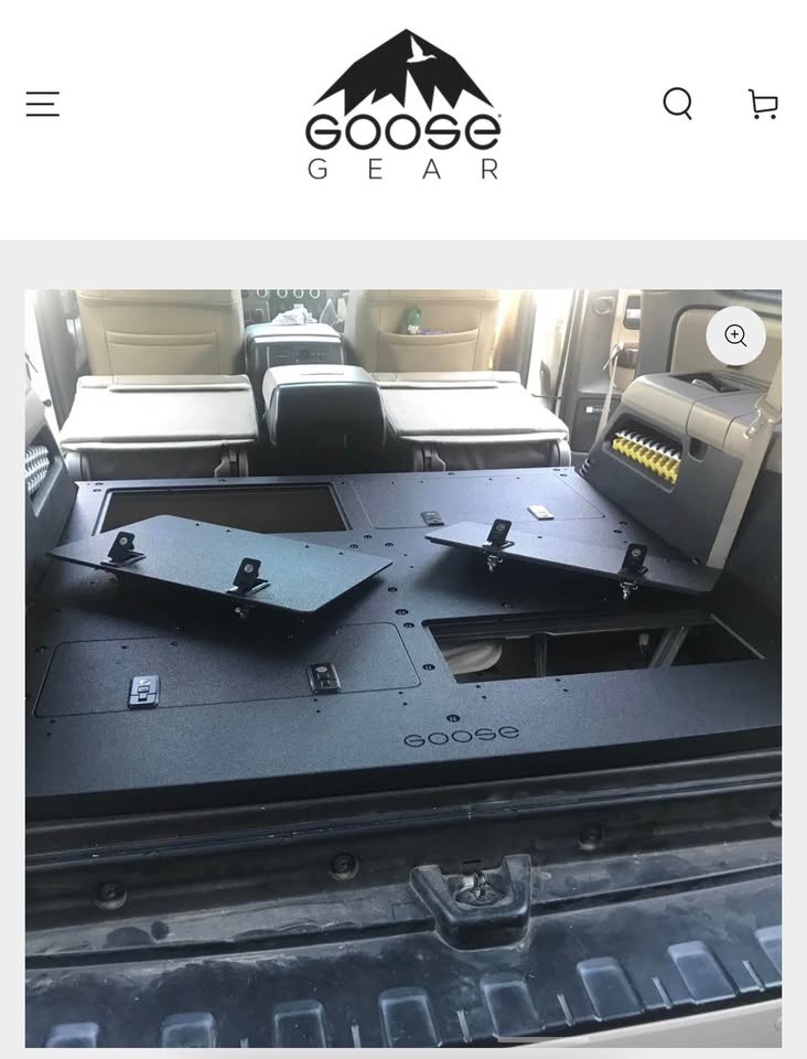 Goose Gear rear plate system for 2008-2022 Toyota Sequoia (2nd gen) like new AND Camp Kitchen 2.2 in Reno, NV (photo 5) — photo 5