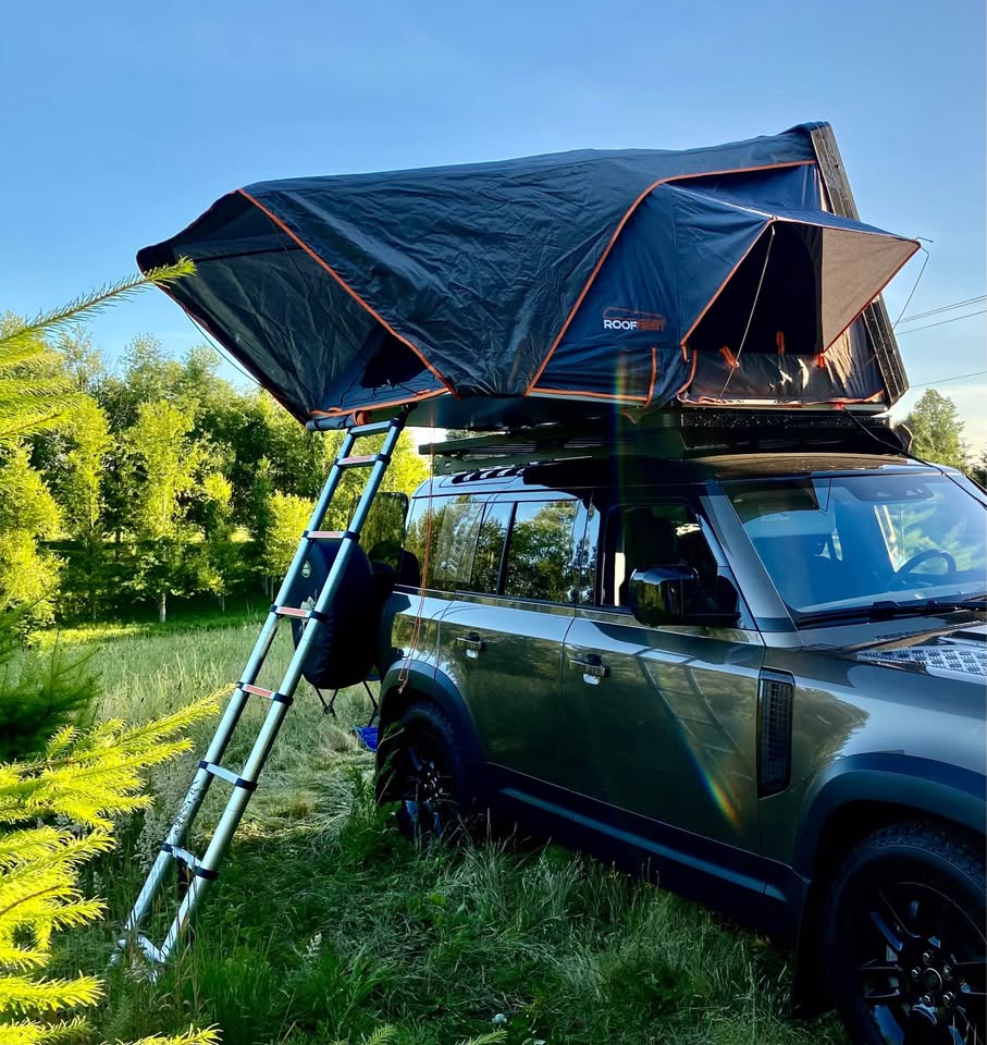 Roof Nest Condor roof top tent in Normandy Park, WA (photo 3)