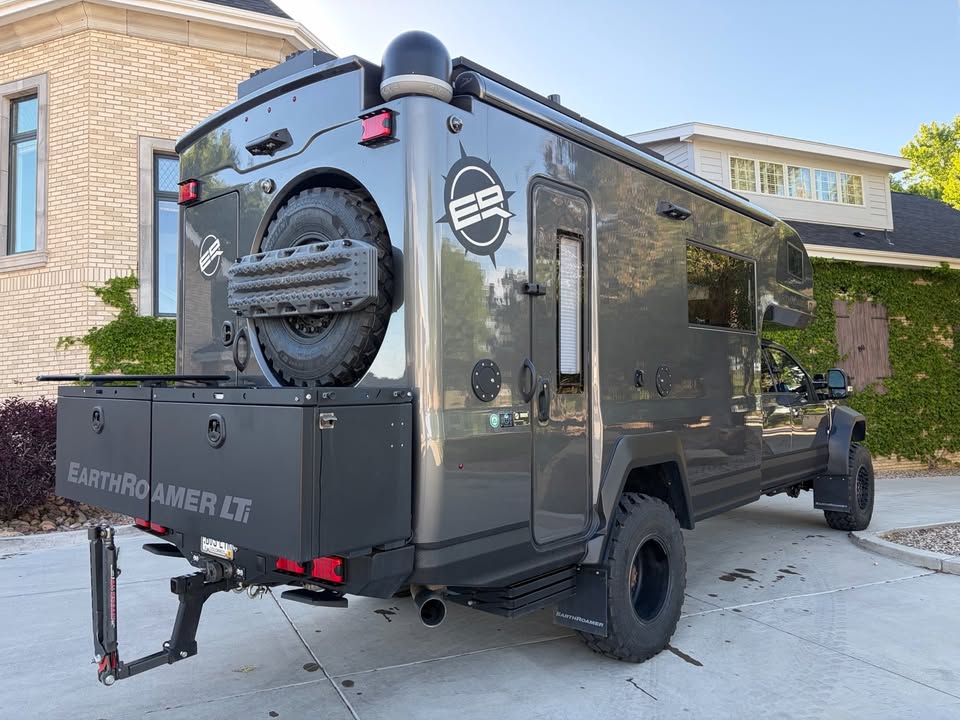 2022 Ford earthroamer lti f-550 super duty in Longmont, CO (photo 5) — photo 5