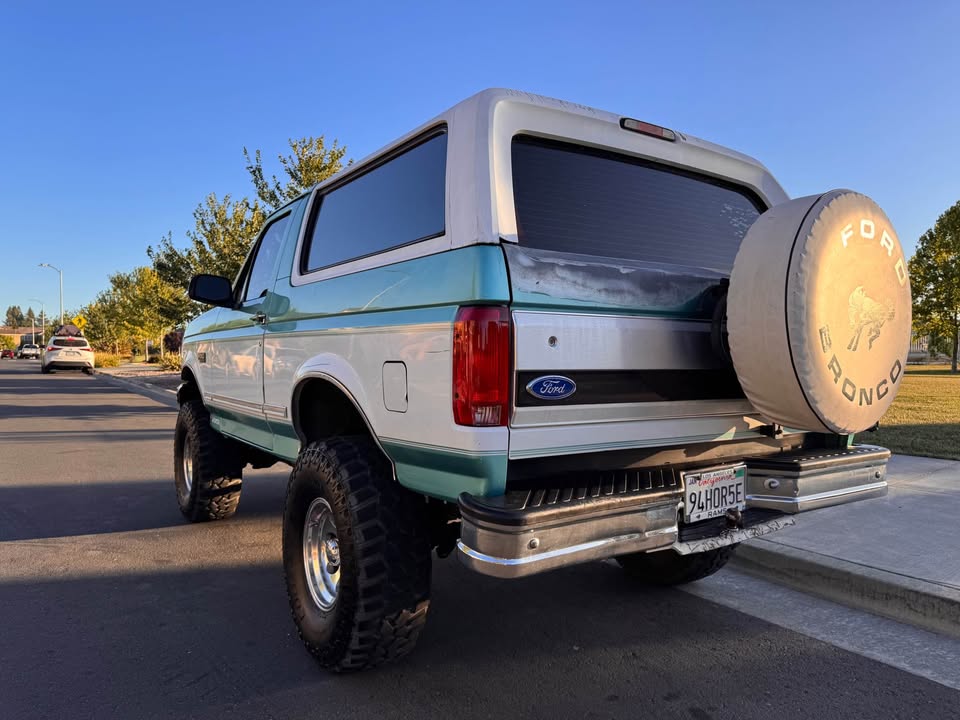 1994 Ford Bronco · XLT in Rohnert Park, CA (photo 4) — photo 4