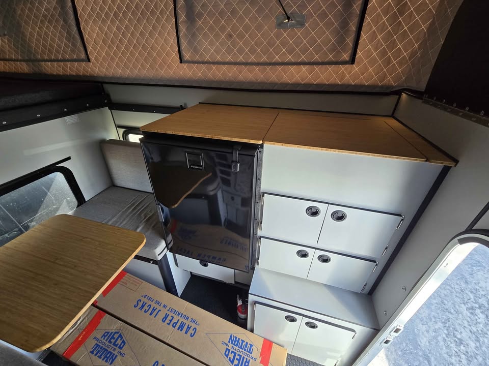 2025 Four Wheel Campers pop in Boise, ID (photo 11) — photo 11