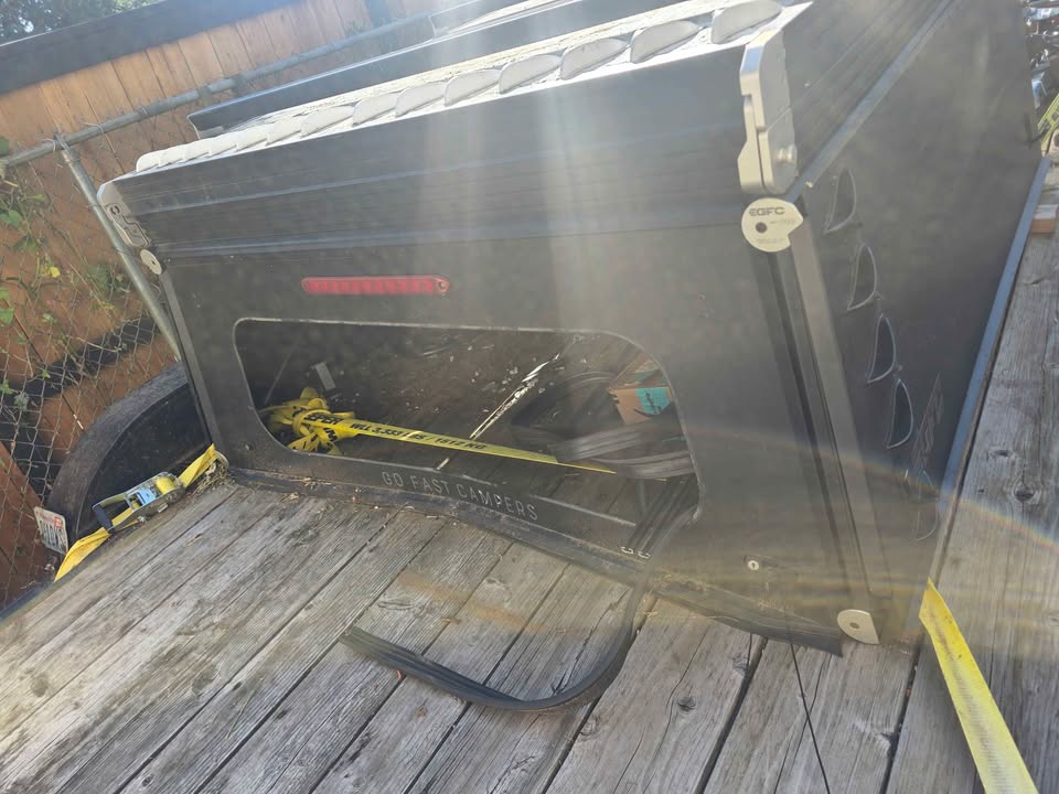 Go Fast Campers (GFC) V2 Wedge pop up Camper fits Short bed ford f150 in Bonney Lake, WA (photo 5) — photo 5