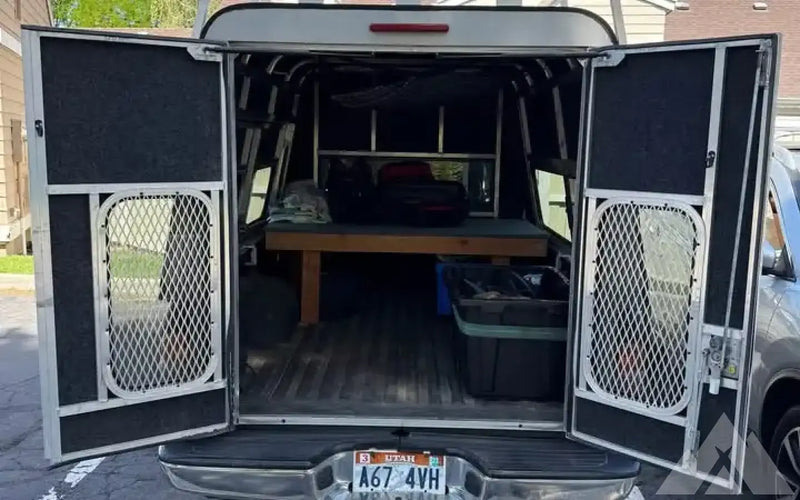 A.R.E Deluxe Commercial Unit Truck Top Camper — used for sale in Salt Lake City, UT (photo 6) — photo 6