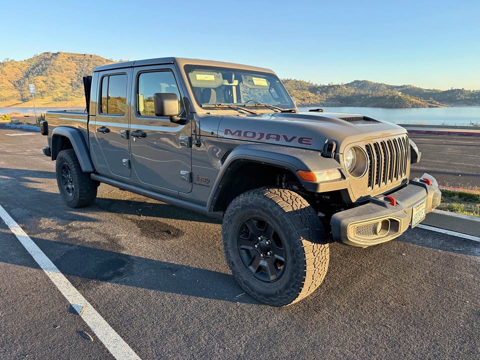 2022 Jeep Gladiator · Mojave Pickup 4D 5 ft in Fresno, CA (photo 1)