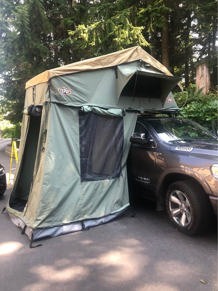 Tepui tent (fits on top of trucks , suvs , some cars ) in Issaquah, WA (photo 2) — photo 2